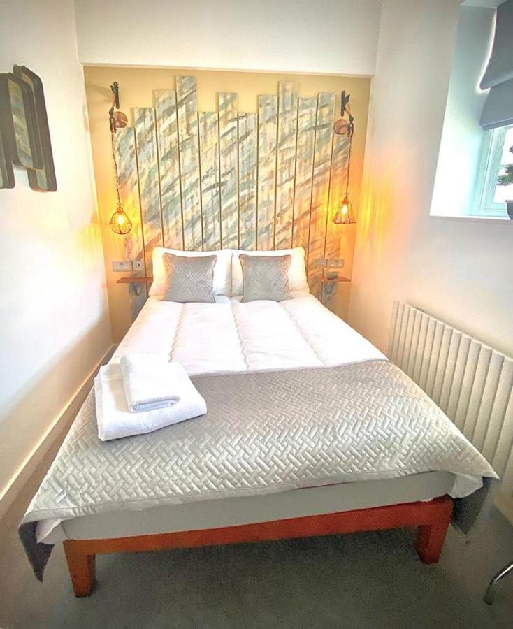 The Cherry Tree Hotel Kingston Blount ภายนอก รูปภาพ