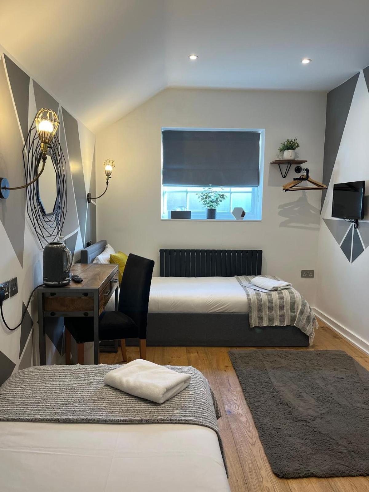 The Cherry Tree Hotel Kingston Blount ภายนอก รูปภาพ