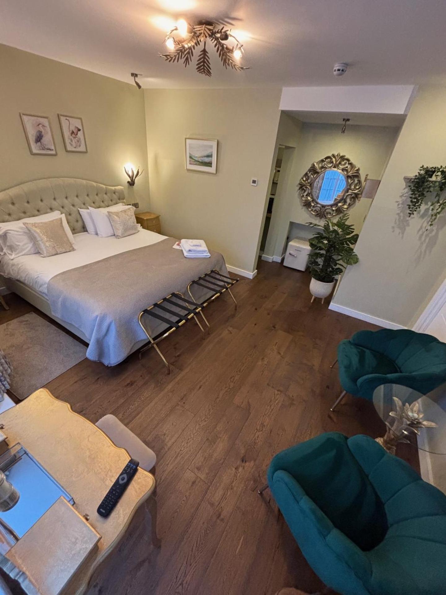 The Cherry Tree Hotel Kingston Blount ภายนอก รูปภาพ